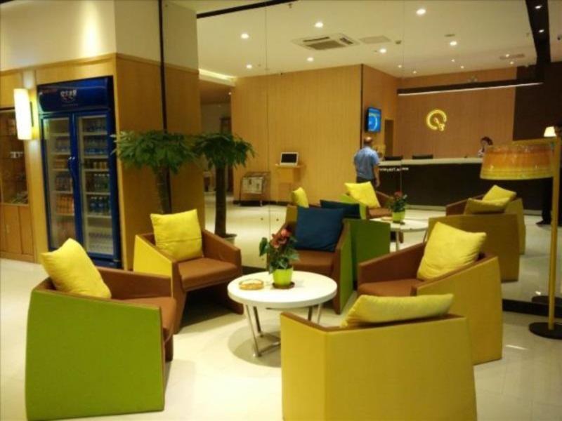 7Days Inn Yunfu Luoding Central Екстер'єр фото