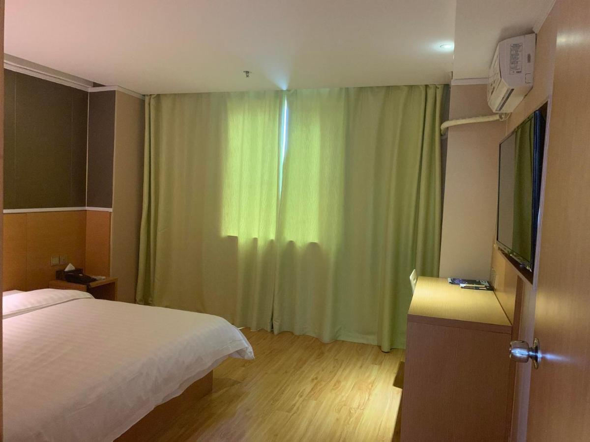 7Days Inn Yunfu Luoding Central Екстер'єр фото